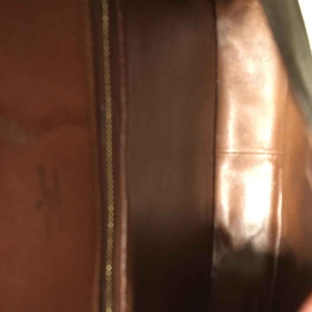 Authentic Louis Vuitton St Cloud GM - Picture 5 of 8
